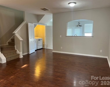 13450 Delstone Drive - Photo Thumbnail 2