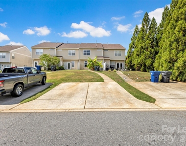 13450 Delstone Drive - Photo Thumbnail 17