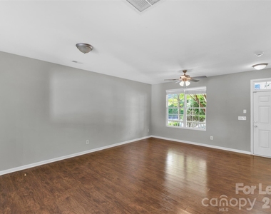 13450 Delstone Drive - Photo Thumbnail 5