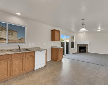 158 Washington Way - Photo Thumbnail 12
