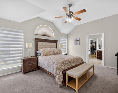 9906 Ashmont Drive - Photo Thumbnail 14