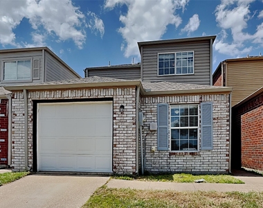 905 Fairbanks Circle - Photo Thumbnail 9