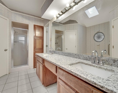 916 Pierce Arrow Drive - Photo Thumbnail 22