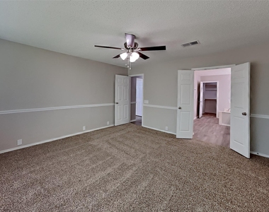 1101 Highland Station Drive - Photo Thumbnail 6