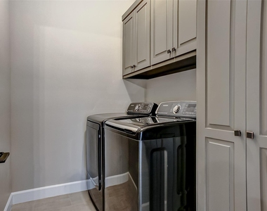 3818 Sumner Court - Photo Thumbnail 19