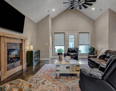 3818 Sumner Court - Photo Thumbnail 26