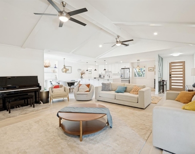 3980 Deep Valley Drive - Photo Thumbnail 5