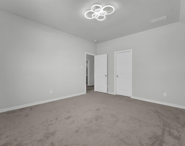 810 Acadia Court - Photo Thumbnail 29