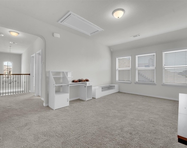 810 Acadia Court - Photo Thumbnail 22
