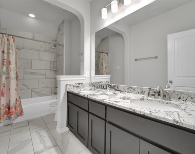 810 Acadia Court - Photo Thumbnail 25