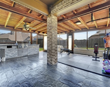 810 Acadia Court - Photo Thumbnail 30