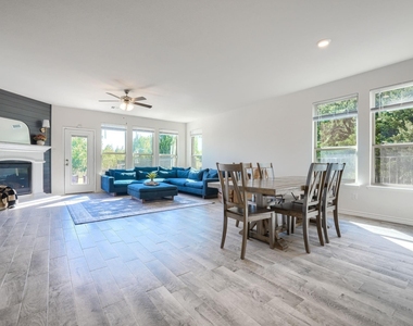 4119 Ellinger Drive - Photo Thumbnail 10