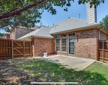 12146 Gonzales Drive - Photo Thumbnail 15