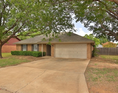 1709 Pemelton Drive - Photo Thumbnail 1