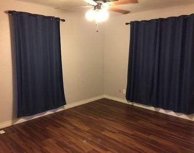 3524 W Biddison Street - Photo Thumbnail 14