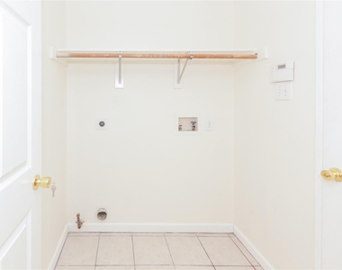 5000 Boxwood Lane - Photo Thumbnail 30