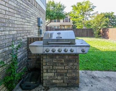5000 Boxwood Lane - Photo Thumbnail 33