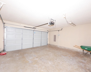 5000 Boxwood Lane - Photo Thumbnail 31