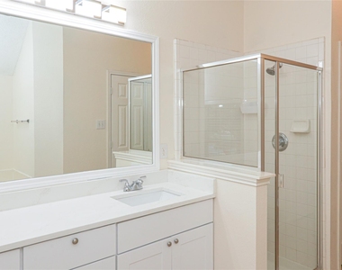 5000 Boxwood Lane - Photo Thumbnail 22