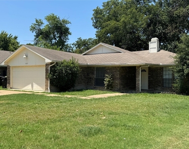 1613 Jasmine Lane - Photo Thumbnail 1