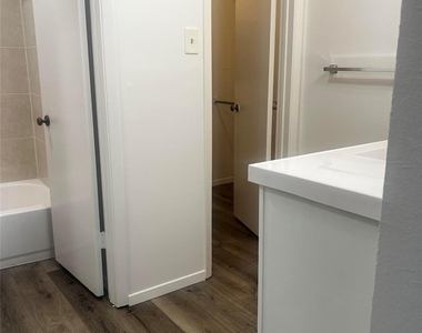 5981 Arapaho Road - Photo Thumbnail 7