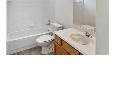 5605 Periwinkle Lane - Photo Thumbnail 12