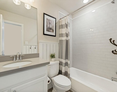 6313 Exeter Avenue - Photo Thumbnail 17