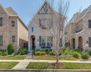 6313 Exeter Avenue - Photo Thumbnail 28