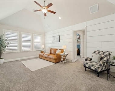 6313 Exeter Avenue - Photo Thumbnail 12