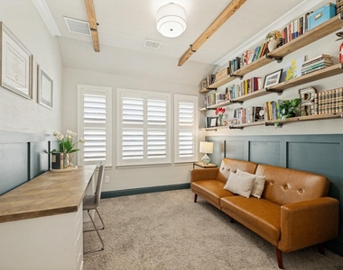 6313 Exeter Avenue - Photo Thumbnail 13