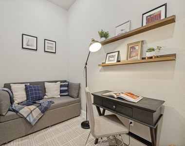 6313 Exeter Avenue - Photo Thumbnail 9