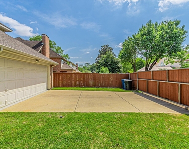 1025 Basilwood Drive - Photo Thumbnail 29