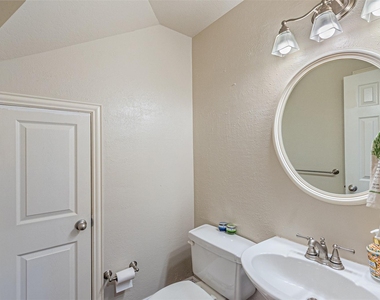 1025 Basilwood Drive - Photo Thumbnail 20