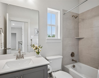 800 Comal Drive - Photo Thumbnail 27
