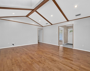11125 Cactus Lane - Photo Thumbnail 16