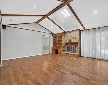 11125 Cactus Lane - Photo Thumbnail 14