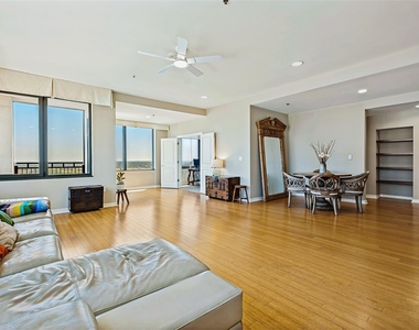 1200 Main Street - Photo Thumbnail 8