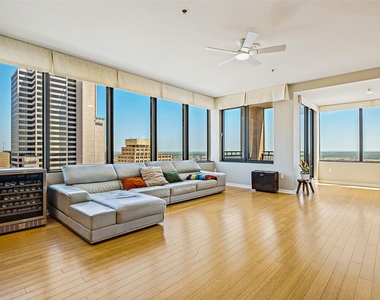 1200 Main Street - Photo Thumbnail 19