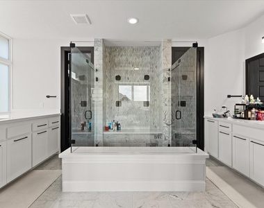 721 Yarrow Street - Photo Thumbnail 21