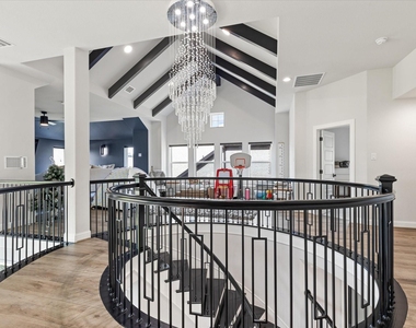 721 Yarrow Street - Photo Thumbnail 29