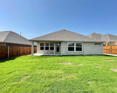 4005 Blue Stem Boulevard - Photo Thumbnail 19