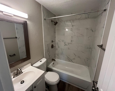 251 Prairie Vista Drive - Photo Thumbnail 15