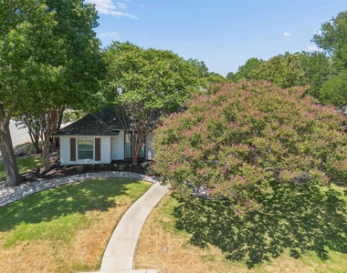 901 Autumn Lake Drive - Photo Thumbnail 32