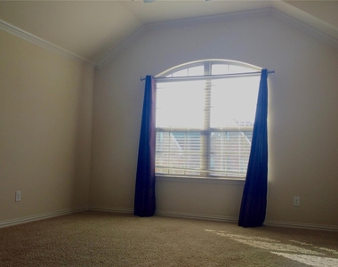 6608 Rutherford Road - Photo Thumbnail 8