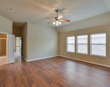 1707 Coronado Street - Photo Thumbnail 14