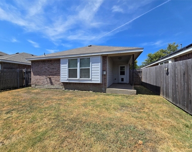 8928 Sunny Hollow Drive - Photo Thumbnail 33