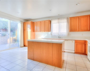 3879 Bella Villagio - Photo Thumbnail 18