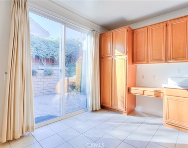 3879 Bella Villagio - Photo Thumbnail 19