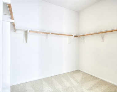 3879 Bella Villagio - Photo Thumbnail 26