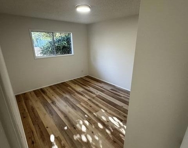 7275 Coolidge Street - Photo Thumbnail 8